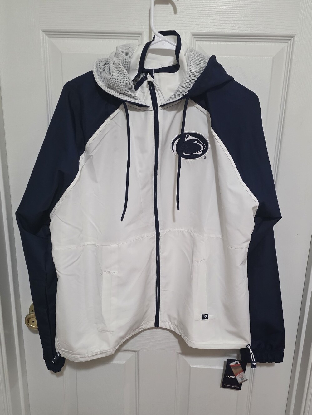 Fanatics Women's White and Navy Penn State Hooded Windbreaker NWTS Xl